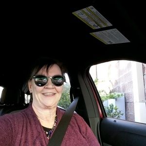 Meet your Posher, Brenda